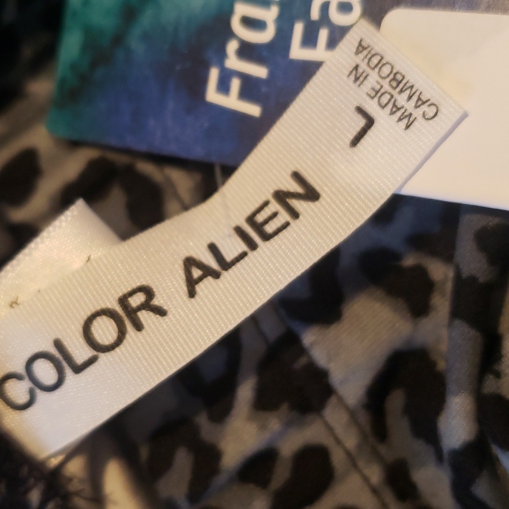 Color Alien Biker Short - Picture 4 of 5